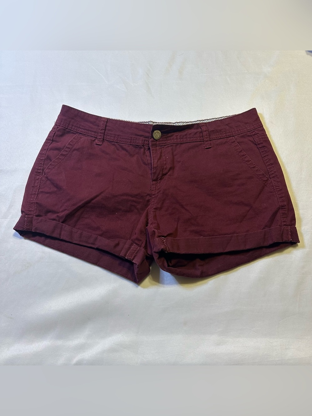 Aeropostale MIDI Twill Maroon Roll-Cuff Jean Shorts